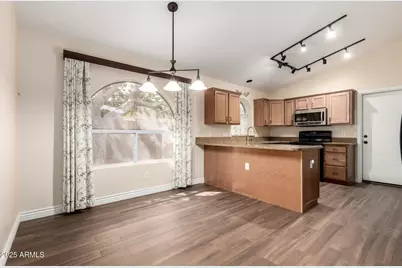 9529 W Runion Drive, Peoria, AZ 85382 - Photo 10