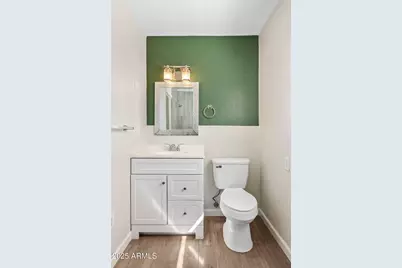 913 W Highland Avenue, Phoenix, AZ 85013 - Photo 12