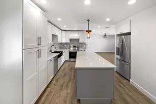 2337 W Tierra Buena Ln, Phoenix, AZ 85023 - Photo 6