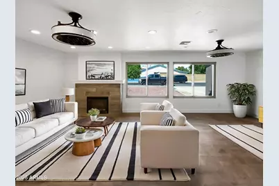 2337 W Tierra Buena Lane, Phoenix, AZ 85023 - Photo 2