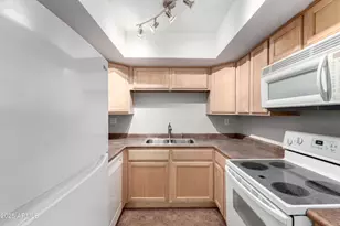 8260 E Arabian Trail, Scottsdale, AZ 85258 - Photo 4