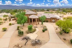 17047 E Dixileta Dr, Rio Verde, AZ 85263 - Photo 2