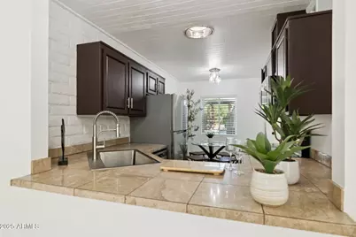 3012 N 32nd Street #36, Phoenix, AZ 85018 - Photo 8