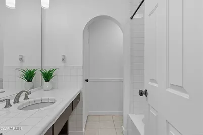 3012 N 32nd Street #36, Phoenix, AZ 85018 - Photo 16