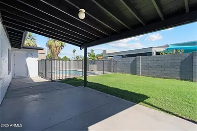 10037 N 42nd Drive, Phoenix, AZ 85051 - Photo 28