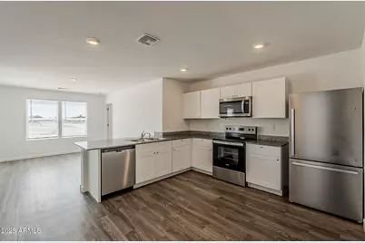 10805 W Carousel Drive, Arizona City, AZ 85123 - Photo 6