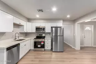 874 E Tyson St, Chandler, AZ 85225 - Photo 4