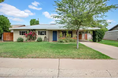 812 W McLellan Boulevard, Phoenix, AZ 85013 - Photo 1