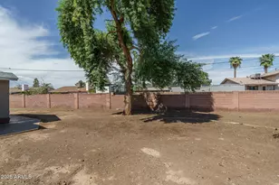 4010 W Solano Dr N, Phoenix, AZ 85019 - Photo 20