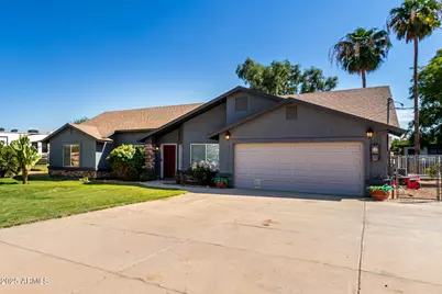 10303 N 175th Avenue, Waddell, AZ 85355 - Photo 4