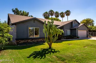 10303 N 175th Ave, Waddell, AZ 85355 - Photo 6