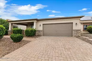 556 N Robles St, Dewey, AZ 86327 - Photo 1