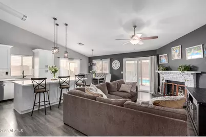 17857 N 85th Lane, Peoria, AZ 85382 - Photo 2