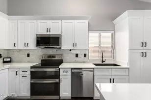 17857 N 85th Ln, Peoria, AZ 85382 - Photo 12