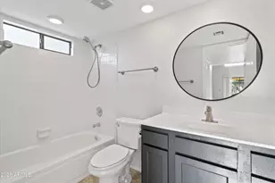 15805 N 37th Ln, Phoenix, AZ 85053 - Photo 12