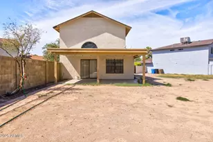 15805 N 37th Ln, Phoenix, AZ 85053 - Photo 16