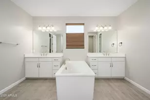 21307 N 59th Ter, Phoenix, AZ 85054 - Photo 46