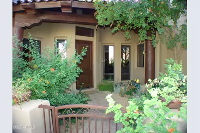 7373 E Clubhouse Drive #8, Scottsdale, AZ 85266 - Photo 2