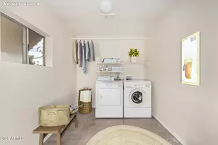 10535 W Clair Dr, Sun City, AZ 85351 - Photo 18