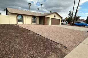 3926 W Sahuaro Dr, Phoenix, AZ 85029 - Photo 4