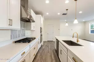 1645 S Follett Way, Gilbert, AZ 85295 - Photo 10