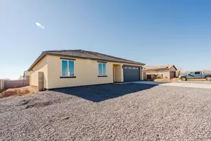 12527 W Jenero Dr, Arizona City, AZ 85123 - Photo 2