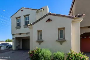 279 E Aster Dr, Chandler, AZ 85286 - Photo 4