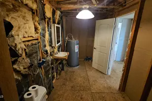 26700 S Grandview Dr, Congress, AZ 85332 - Photo 22