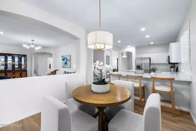 251 W Flamingo Drive, Chandler, AZ 85286 - Photo 1