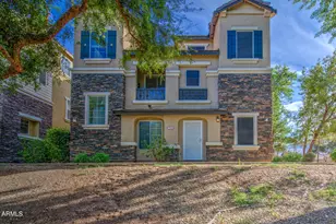 754 N Laguna Dr, Gilbert, AZ 85233 - Photo 1