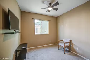 754 N Laguna Dr, Gilbert, AZ 85233 - Photo 10