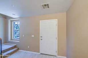754 N Laguna Dr, Gilbert, AZ 85233 - Photo 4