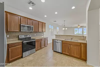 42468 W Palmyra Court, Maricopa, AZ 85138 - Photo 6