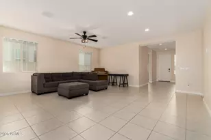 12324 W Wagon Wheel Dr, Glendale, AZ 85307 - Photo 8