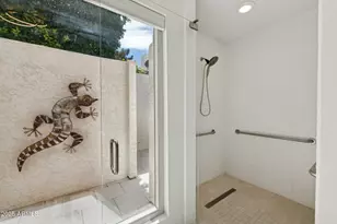 7339 E Keim Dr, Scottsdale, AZ 85250 - Photo 36