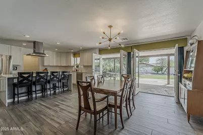 2151 E Aurelius Avenue, Phoenix, AZ 85020 - Photo 14