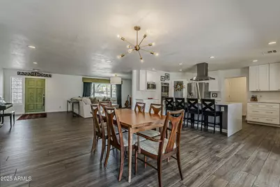 2151 E Aurelius Avenue, Phoenix, AZ 85020 - Photo 16