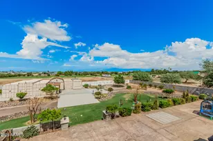 2058 W Dobbins Rd, Phoenix, AZ 85041 - Photo 24