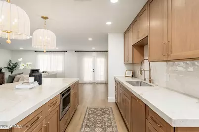 4030 E Fairmount Avenue, Phoenix, AZ 85018 - Photo 10