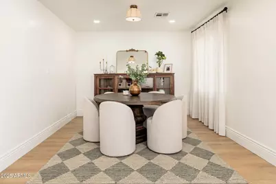 4030 E Fairmount Avenue, Phoenix, AZ 85018 - Photo 8