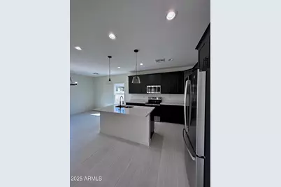 8610 W Monaco Boulevard, Arizona City, AZ 85123 - Photo 6