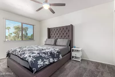 7817 E Valley Vista Drive, Scottsdale, AZ 85250 - Photo 16