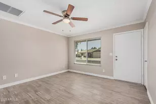 3210 E Helena Dr, Phoenix, AZ 85032 - Photo 4