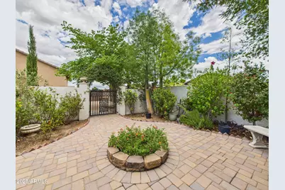 806 W Desert Ranch Road, Phoenix, AZ 85086 - Photo 8