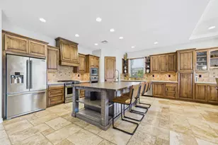 806 W Desert Ranch Rd, Phoenix, AZ 85086 - Photo 32