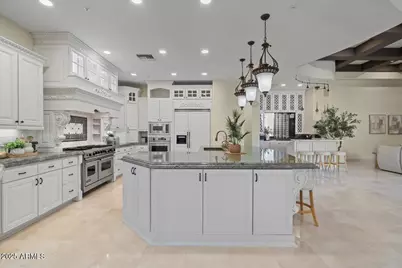 4037 N Pinnacle Hills Circle, Mesa, AZ 85207 - Photo 4