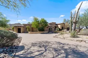 4037 N Pinnacle Hills Cir, Mesa, AZ 85207 - Photo 2