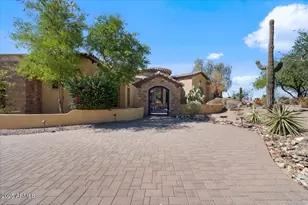 4037 N Pinnacle Hills Cir, Mesa, AZ 85207 - Photo 4