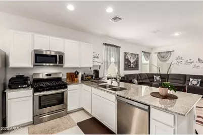 32026 N Wayne Lane, San Tan Valley, AZ 85143 - Photo 10