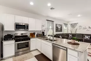 32026 N Wayne Ln, San Tan Valley, AZ 85143 - Photo 10